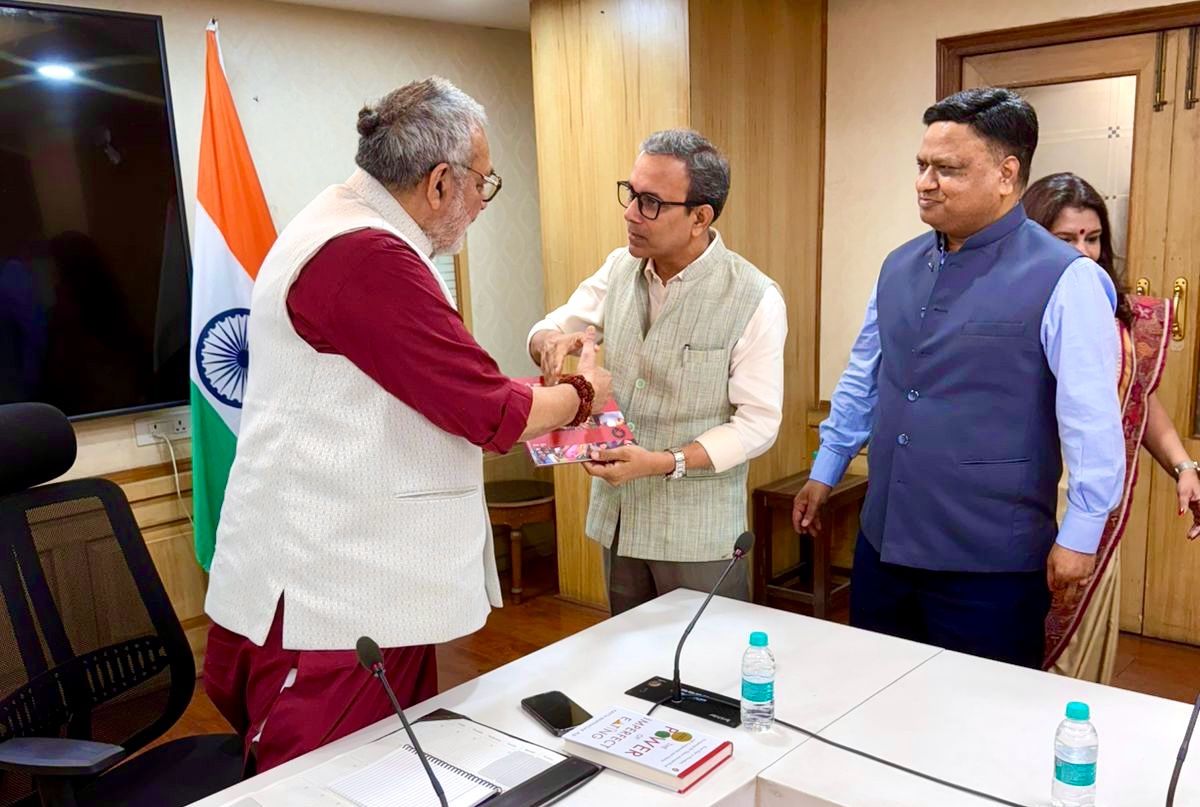 With Shri Giriraj Singh